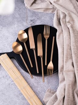 VarEesha - Rose Gold 18 Pcs Stainless Steel Flatware Set - Spoons and Forks