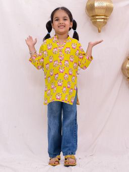 BownBee - Pure Cotton Printed Quatre Sleeves Short Kurti For Girls - Yellow