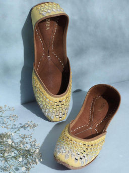 Biba - Yellow Mirror Work Juttis