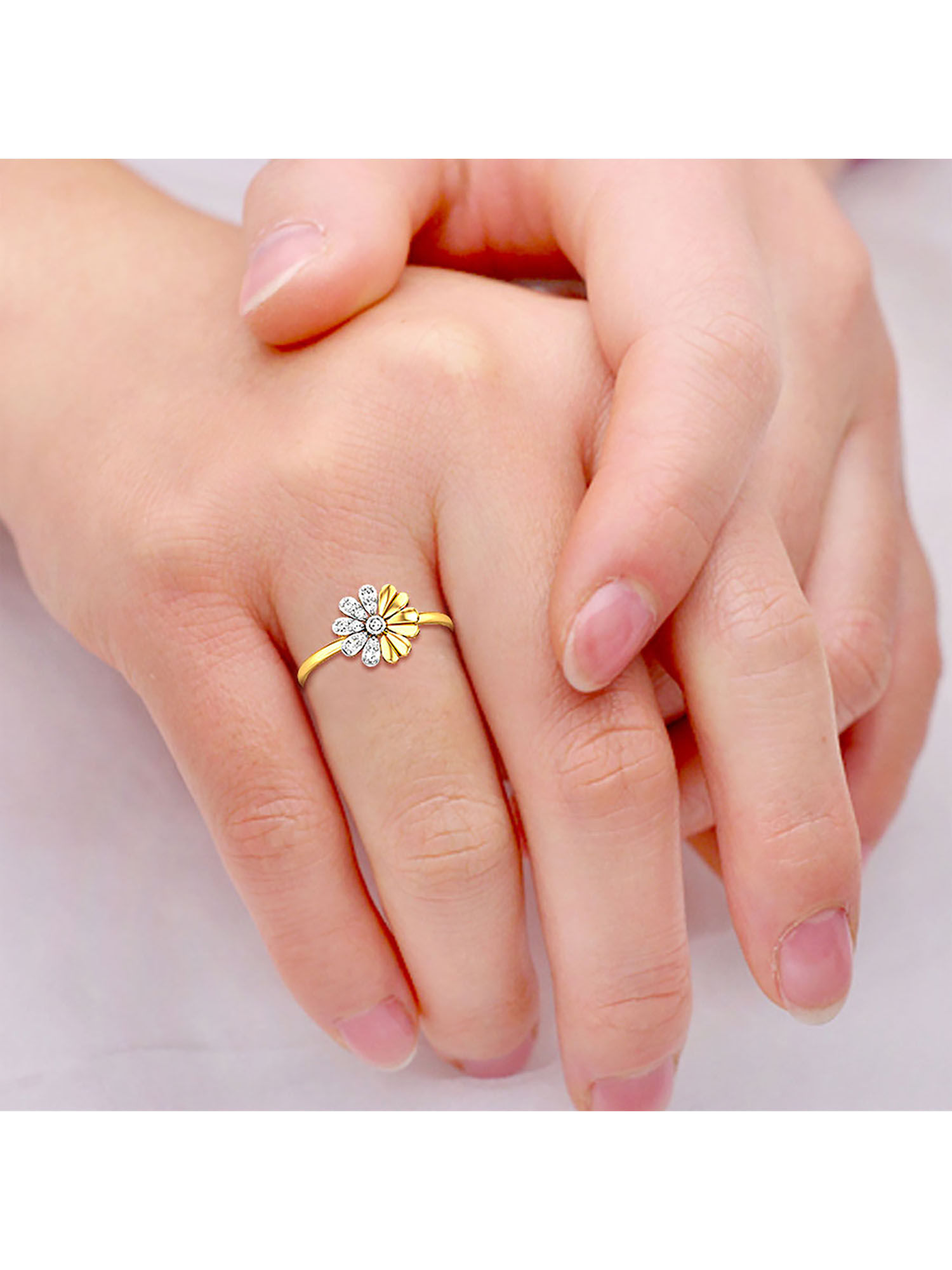 Kalyan jewellers emerald ring best sale