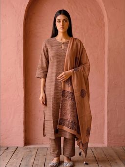 MAAND - Women Pure Cotton Straight Kurta & Pant With Dupatta