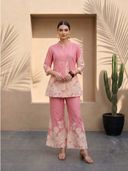 Pink color option, Currently selected