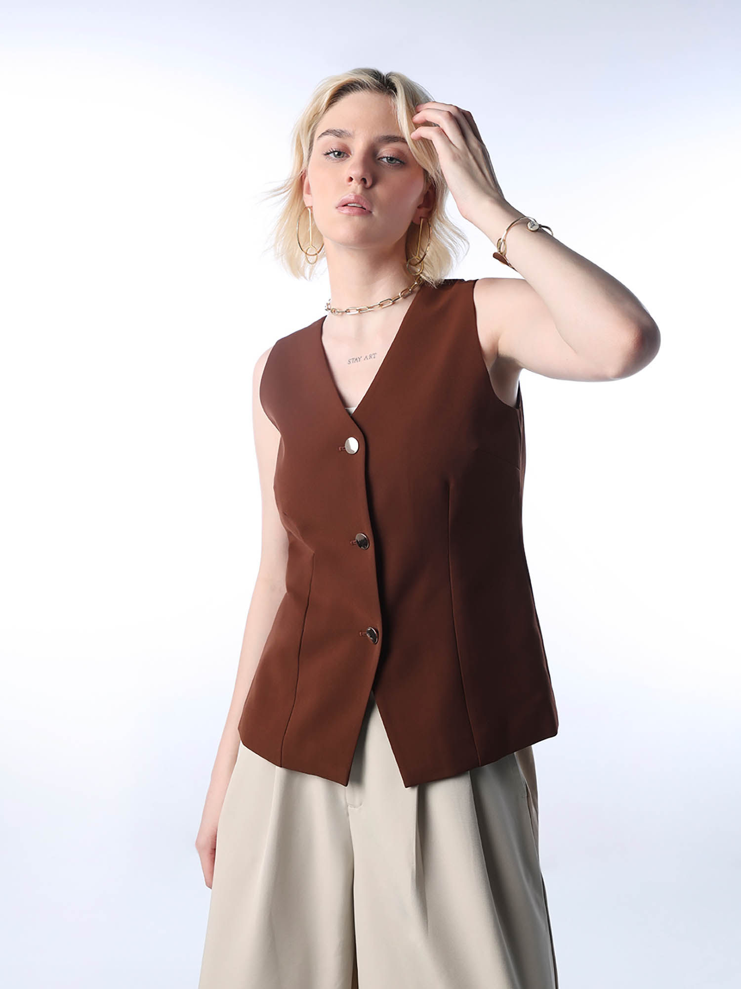 only Women's Solid Regular Fit Brown Waistcoat-picture-23