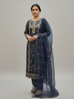 SAKSHI- The Wedding Store - Women's Blue Embroidered Kurta With Pant & Dupatta