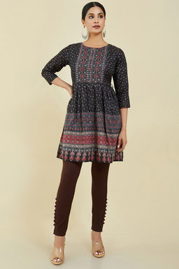 Soch - Women Brown Solid Leggings