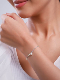 GIVA - 925 Silver Pearly Shine Bracelet, Adjustable