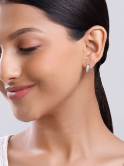 GIVA - 925 Silver Admiring Hoop Earrings