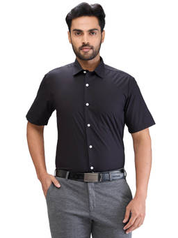 Park Avenue - Regular Fit Formal Shirt Half Sleeves Collar Neck Solid Black