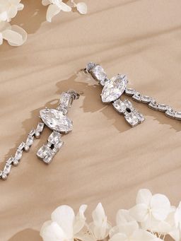 Guess - Women Chandelier Silver Plated Drop Earrings
