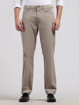 Calvin Klein - Regular Fit Solid Mid Rise Brown Trouser