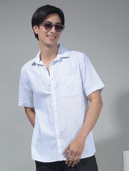 CRIMSOUNE CLUB - Men Blue Vertical Striped Shirt