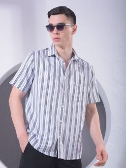 CRIMSOUNE CLUB - Men Grey Vertical Striped Shirt