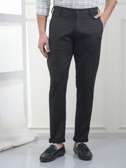 CRIMSOUNE CLUB - Men Black Checked Knitted Trouser