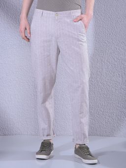 CRIMSOUNE CLUB - Men Grey Vertical Striped Travel Fit Trouser