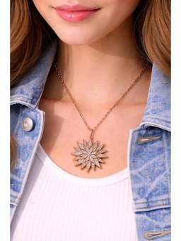 Miora - Gold Starlace Necklace