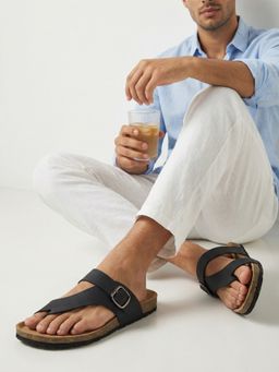 Styli - Men Black Single Strap Faux Leather Buckle Sandals