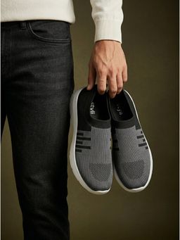 Styli - Men Grey Sneakers