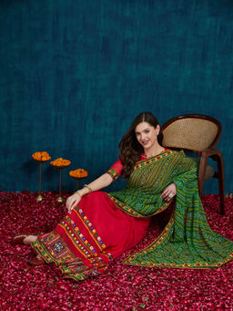 Gahan - Pink Women's Designer Georgette Floral Kutchi Embroidery Work with Unstitched Blouse