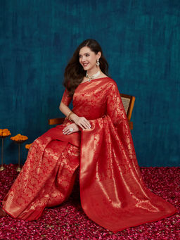 Gahan - Red Women's Kanjivaram Silk Saree With Golden Zari Woven Border with Unstitched Blouse