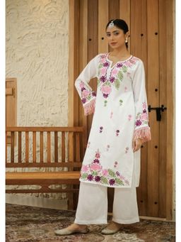 HOUSE OF KARI - Falak Kashmiri Long Kurta - White