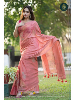 Ethnic Elements - Rose Kantha Embroidered Mul Cotton Saree Without Blouse - Peach Blossom