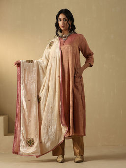 WeaverStory - Weaver Story Off-White Hand Embroidered Zardozi Silk Velvet With Contrast Dupatta