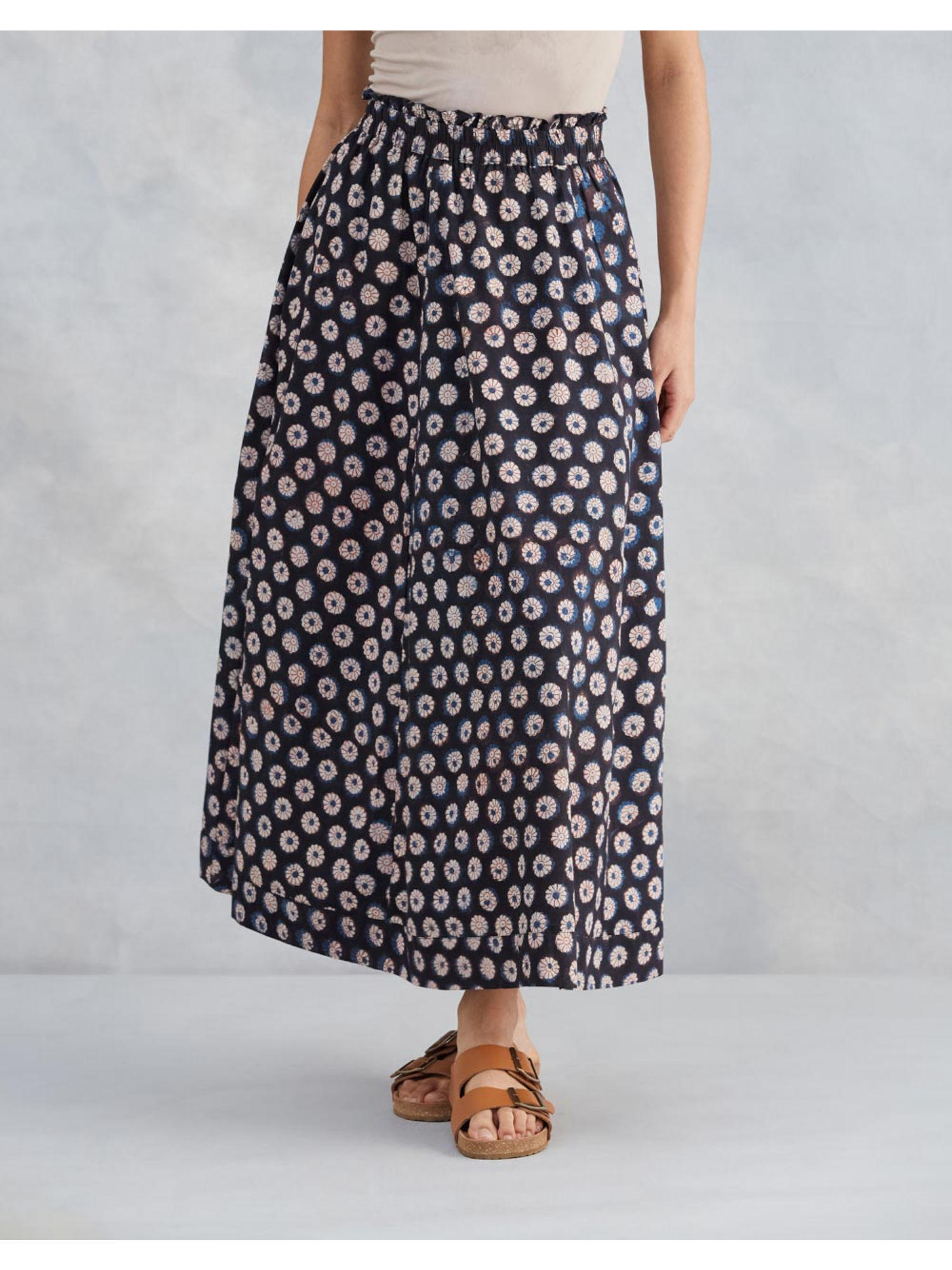 fabindia Black Cotton Dabu Printed Midi Skirt-picture-13