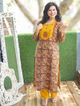 DESI SANDOOK - Women's Maroon Pure Kalamkari Printed Kurta