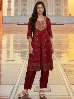 Rangita - Women Maroon Poly Viscose Embroidered Anarkali Kurta With Pant