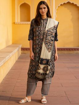 Rangita - Women Black Poly Viscose Printed Straight Kurta With Pant & Dupatta & Dupatta