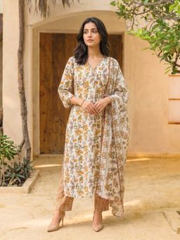Rangita - Women Yellow Cotton Printed Straight Kurta With Pant & Dupatta