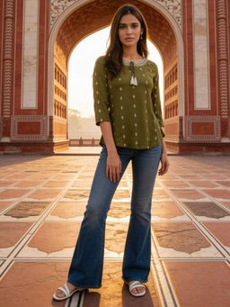 Rangita - Women Green Rayon Embroidered A-Line Tunic