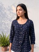 Blue color option, Currently selected