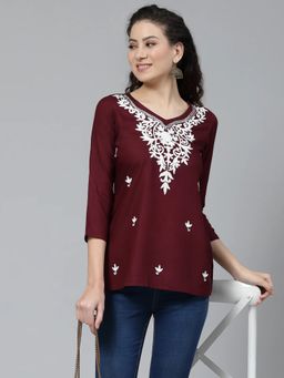 QAZMI - Falak Ethnic Motifs Embroidered Sweetheart Neck Kurti
