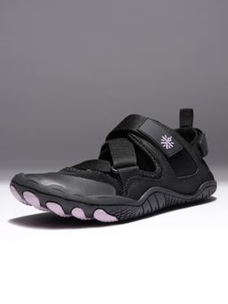 CULT - Black Round Toe Sandals