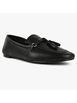 Call It Spring - Black Round Toe Mocassins