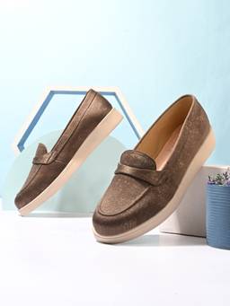 EGOSS - Brown Round Toe Loafers