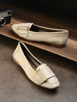 EGOSS - Beige Round Toe Ballerinas