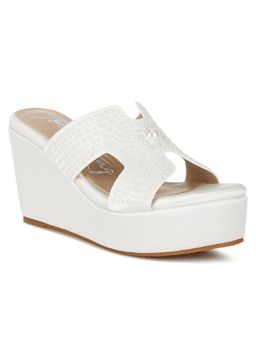 London Rag - White Round Toe Wedge Heels
