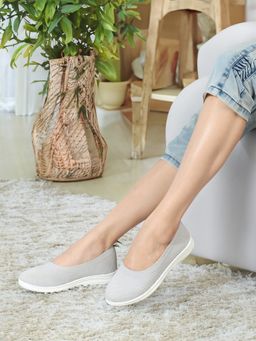 Carlton London - Grey Slip-On Casual Women Sneakers