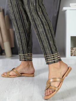 Carlton London - Tan Slip-On Party Women Flats