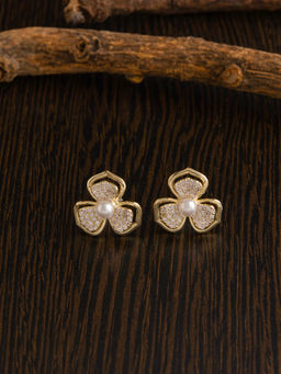 E2O - Gold-Toned Small Flower Pearl Studs Earrings