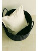 Black color option, Currently selected