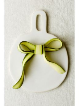 H&M - White Stoneware serving board