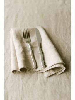 H&M - Beige 2-pack linen napkins