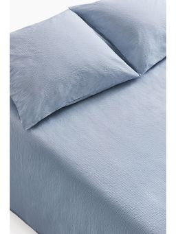 H&M - Blue Seersucker queen bed sheet set