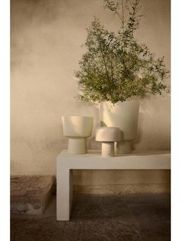 H&M - Beige Metal plant pot