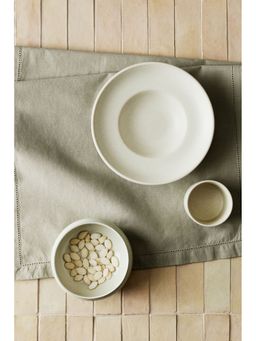 H&M - Green Cotton table runner