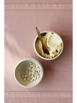 H&M - Pink Cotton table runner