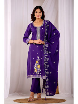 DISHWA FASHION - Women Ethnic Motifs Embroidered Thread Work Silk Kurta With Pant & Dupatta